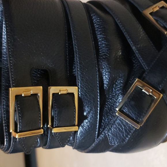 Versace size 39 color black leather 100% Authentic - Picture 8 of 17